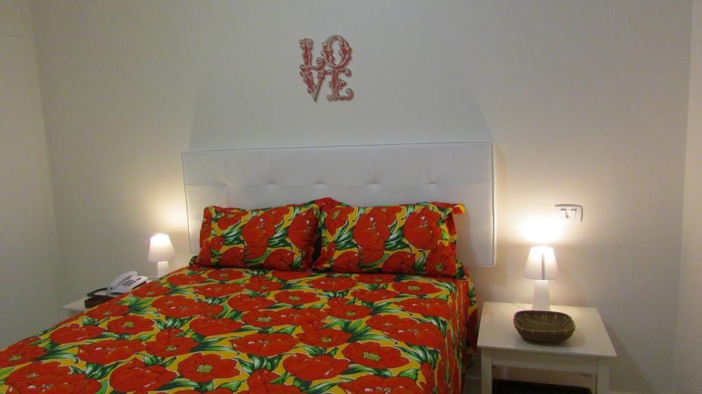 Aparthotel Lindo Apto No Barrabela, Todo Equipado, Com Arcondicionados Split Novos No E Na Sala, Limpissimo, Cheiroso, Novinho, Em Frente A Praia, Com Piscina Aquecida, Sauna, Quadra, Academia, Lavanderia, Salao De Beleza, Restaurantes, Mercad